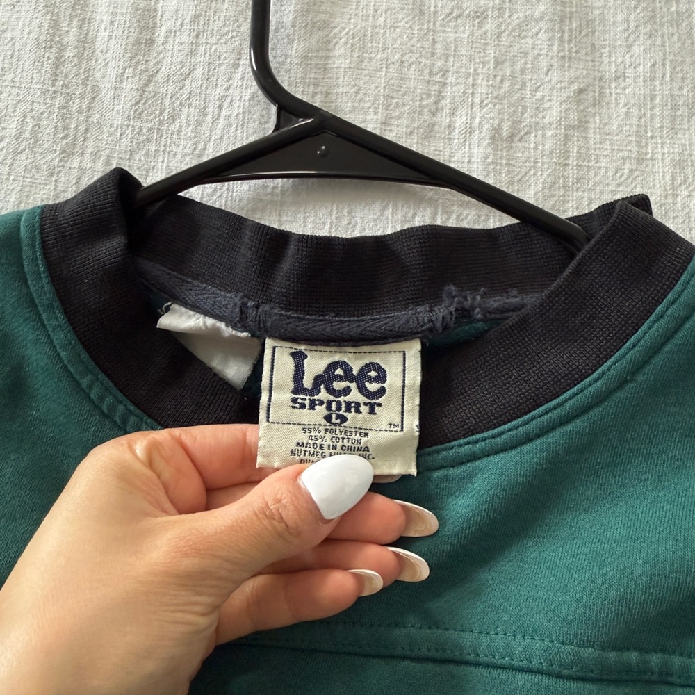 Philadelphia Eagles Green Crewneck Sweatshirt - Picture 4 of 5